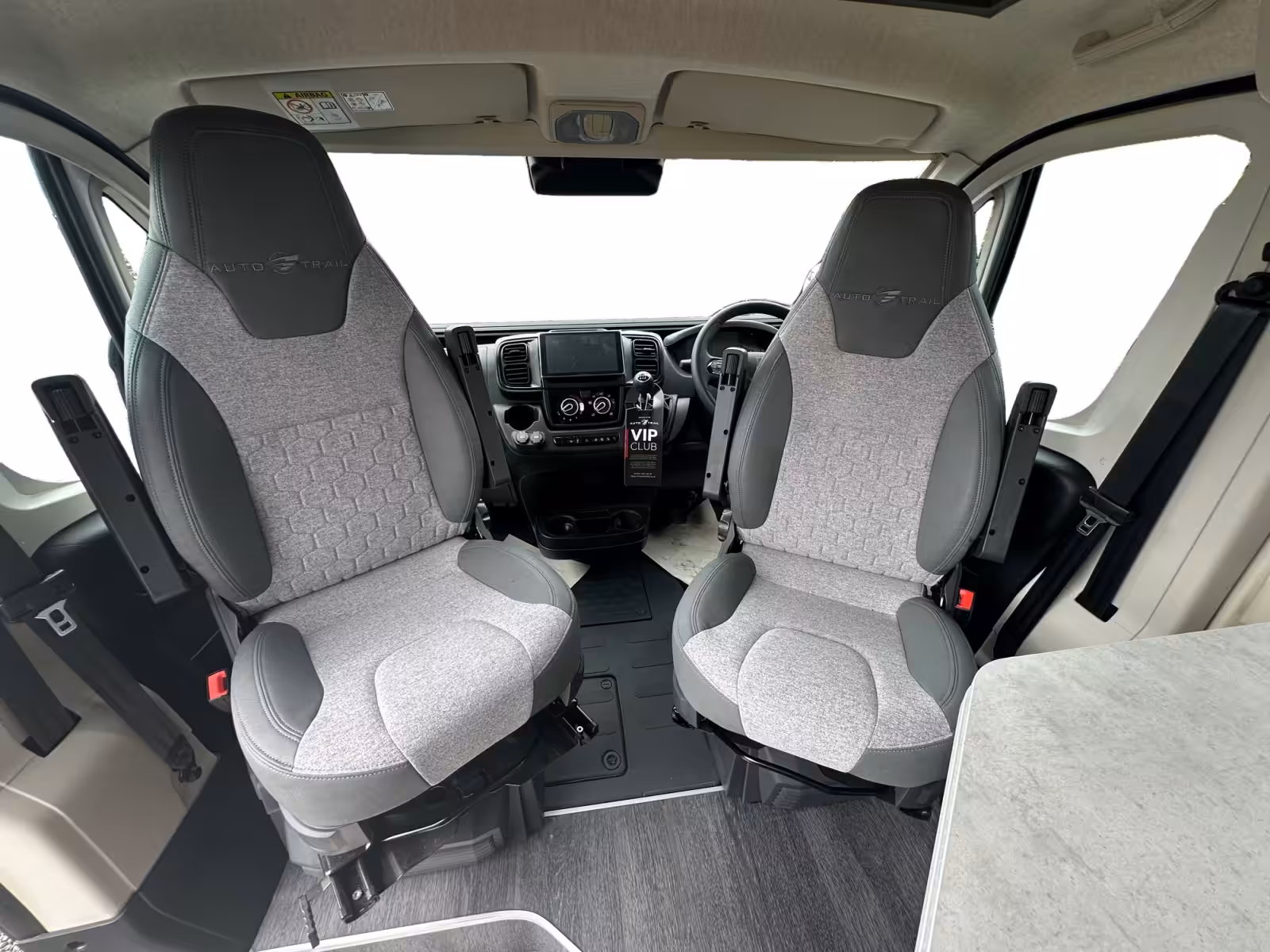 2026 Autotrail Expedition 68XL Flex For Sale AT5373 14
