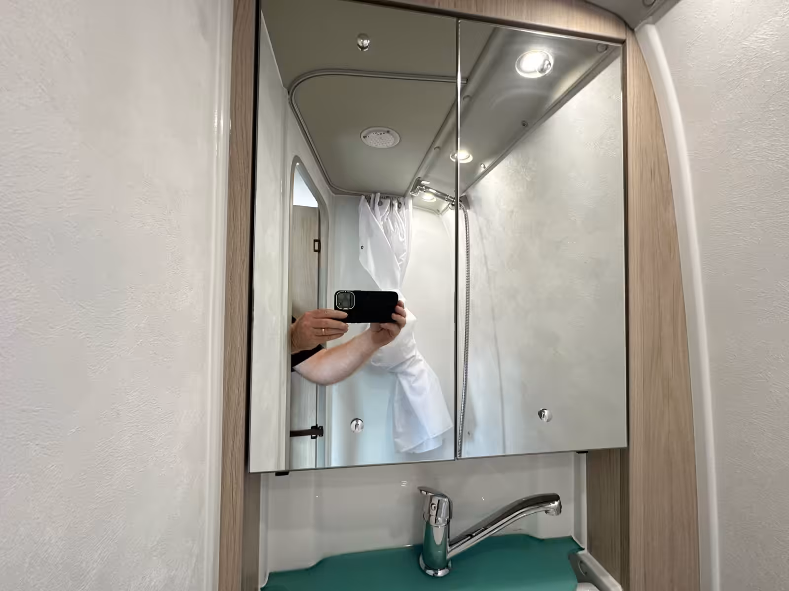 2027 Autotrail Expedition 54 For Sale AT5388 38