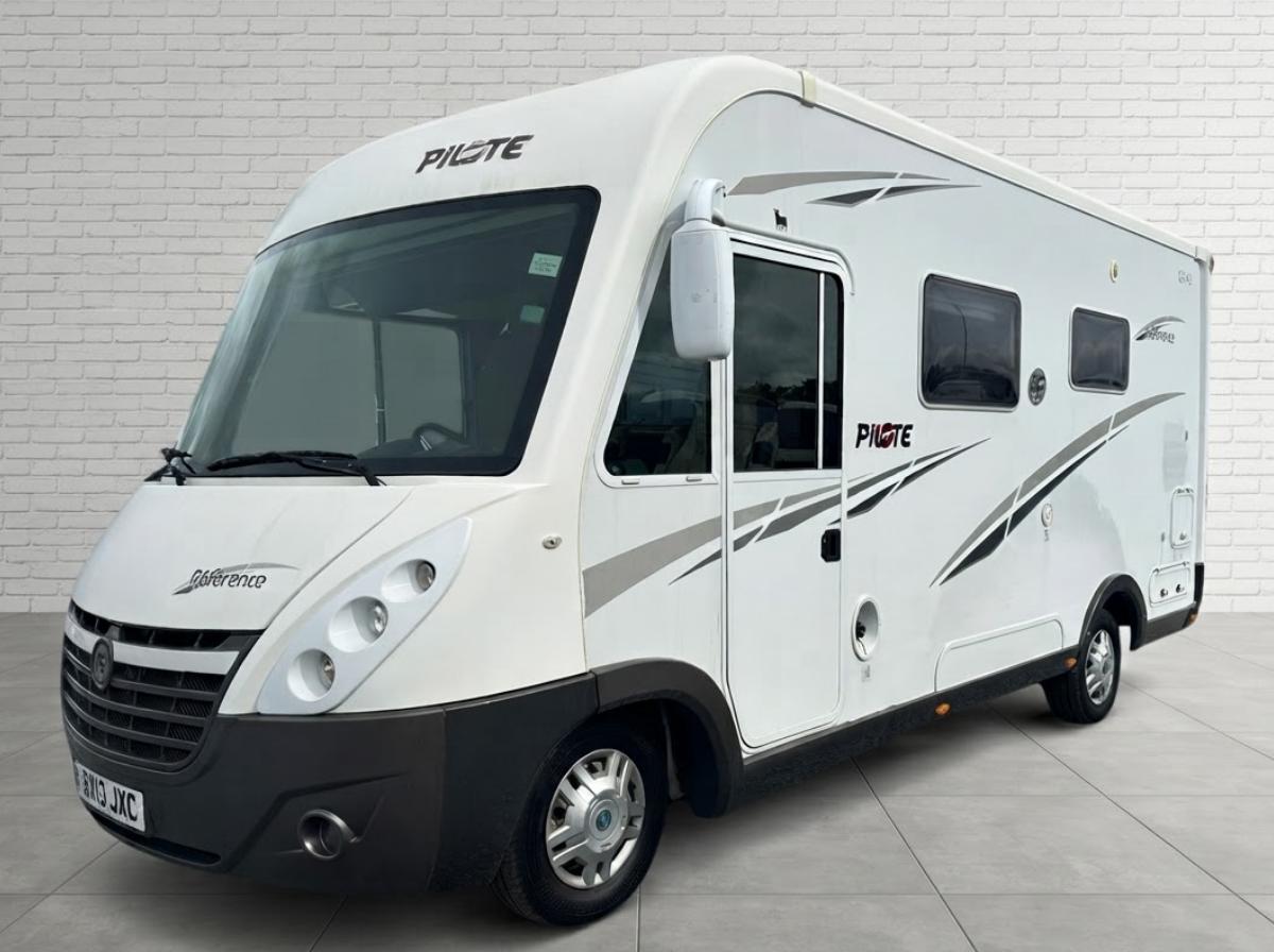 2013 Pilote 640 Reference UC6362 1