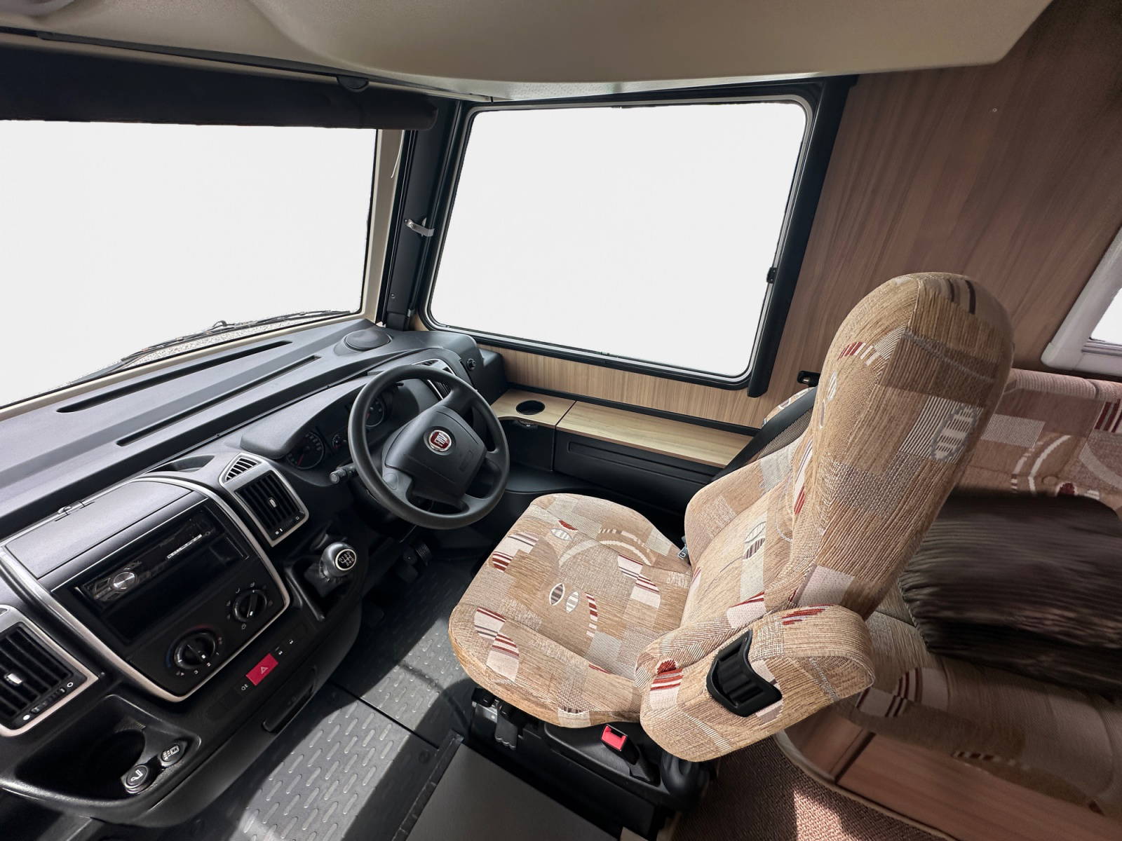 2013 Pilote 640 Reference UC6362 11