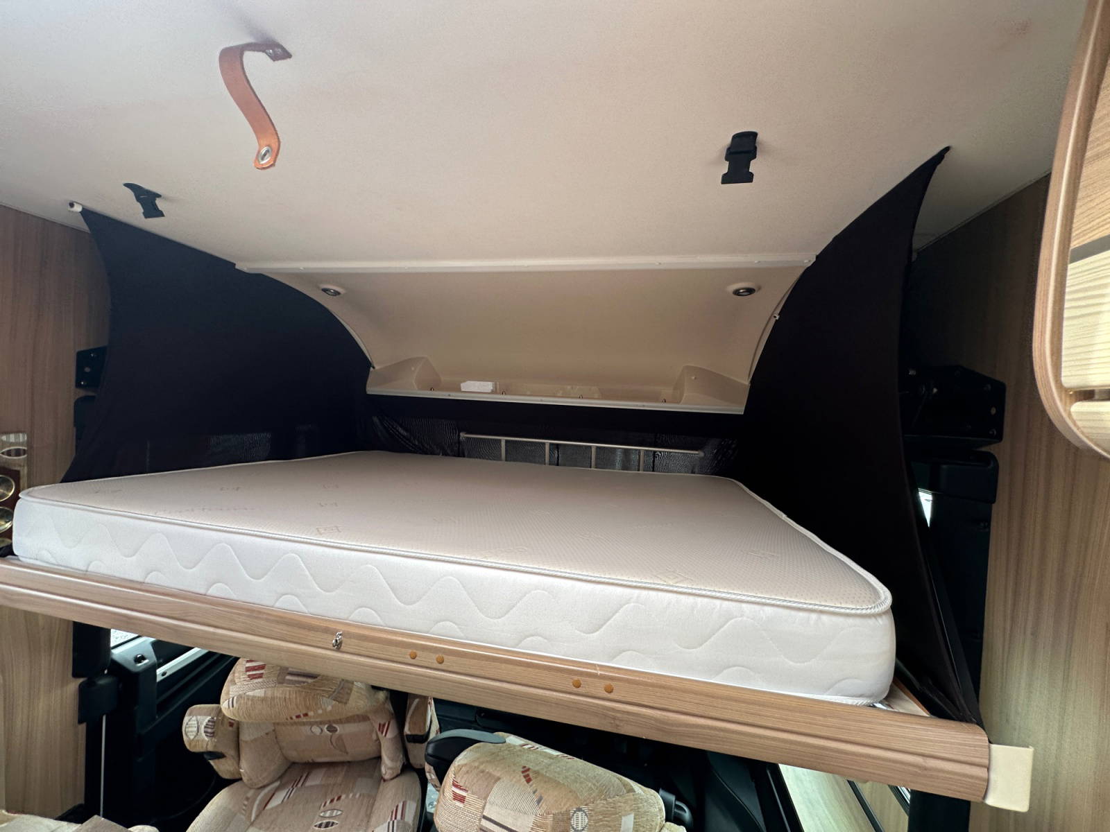2013 Pilote 640 Reference UC6362 39