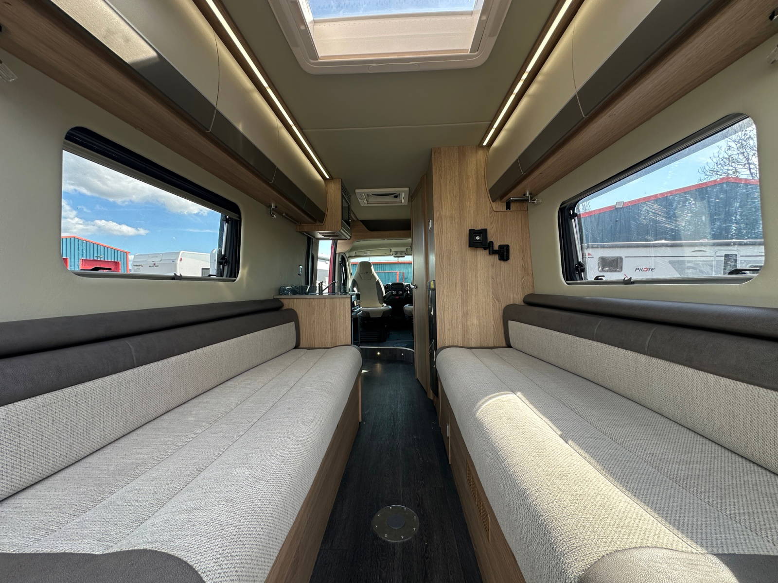 2020 Autotrail V Line 635 SE For Sale UC6383 18