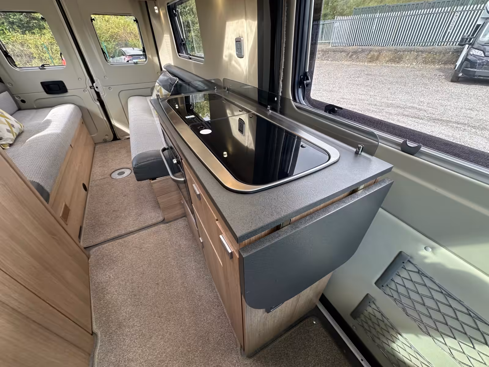 2021 Autotrail V Line 660S For Sale UC6388 16