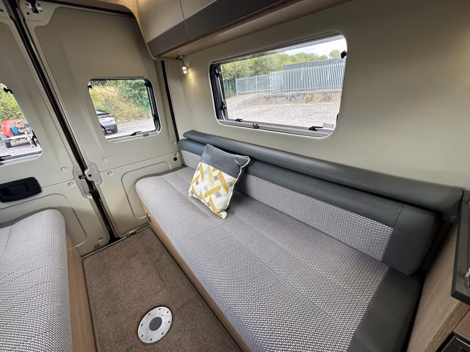 2021 Autotrail V Line 660S For Sale UC6388 24