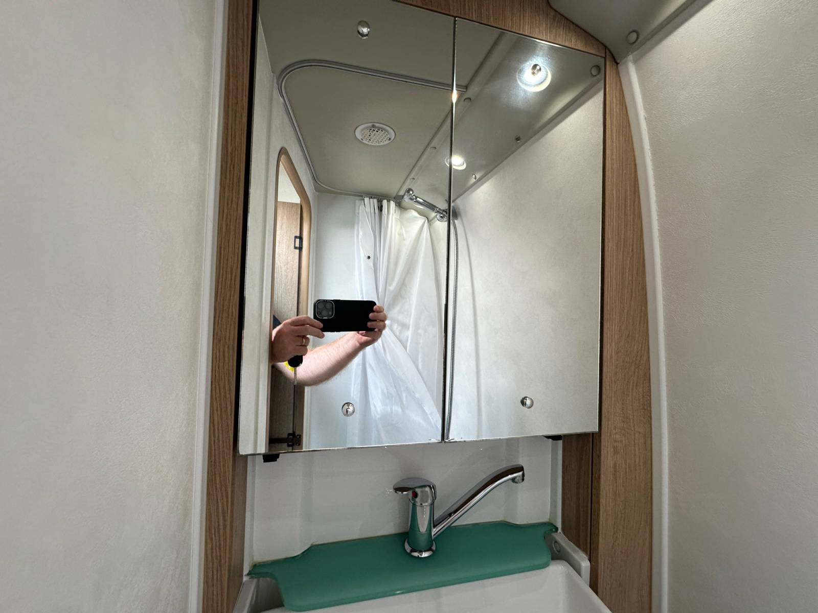 2021 Autotrail V Line 660S For Sale UC6388 37