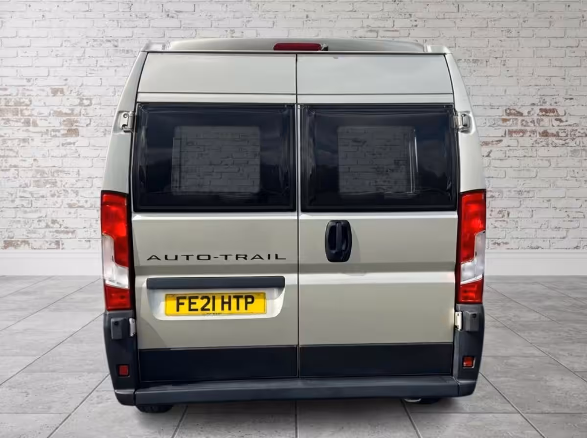 2021 Autotrail V Line 660S For Sale UC6388 4