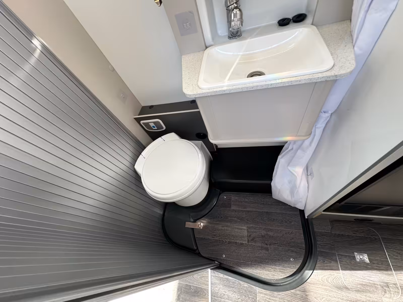 2024 Bailey Alora 69 4S For Sale UC6391 67