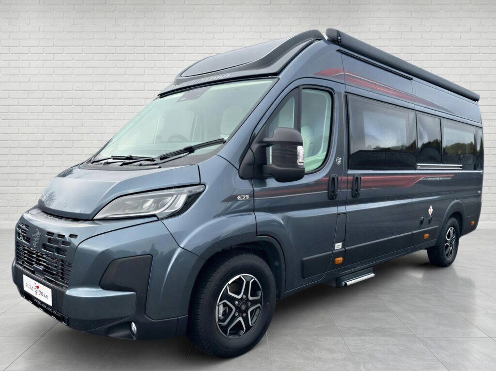 Auto-Trail V-Line 635 Sport in grey with awning