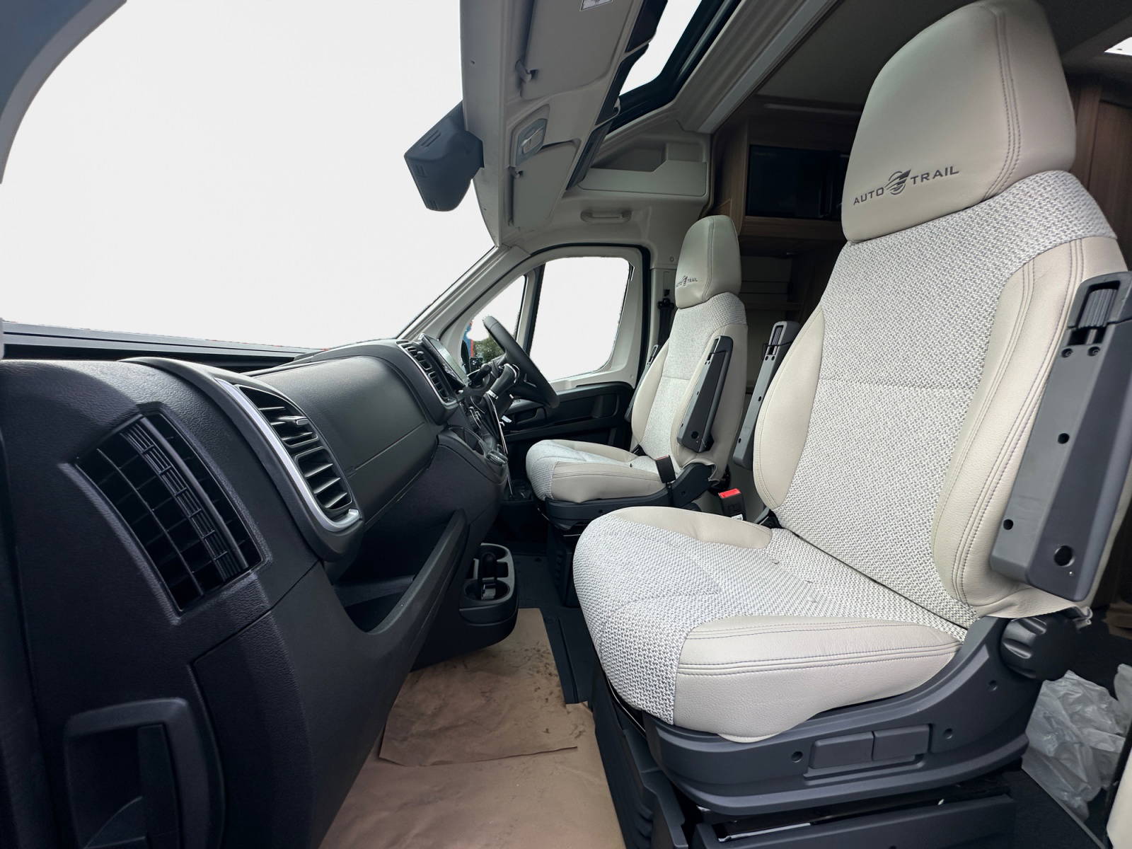 2027 Auto Trail V Line 635 Sport Automatic For Sale AT5405 10