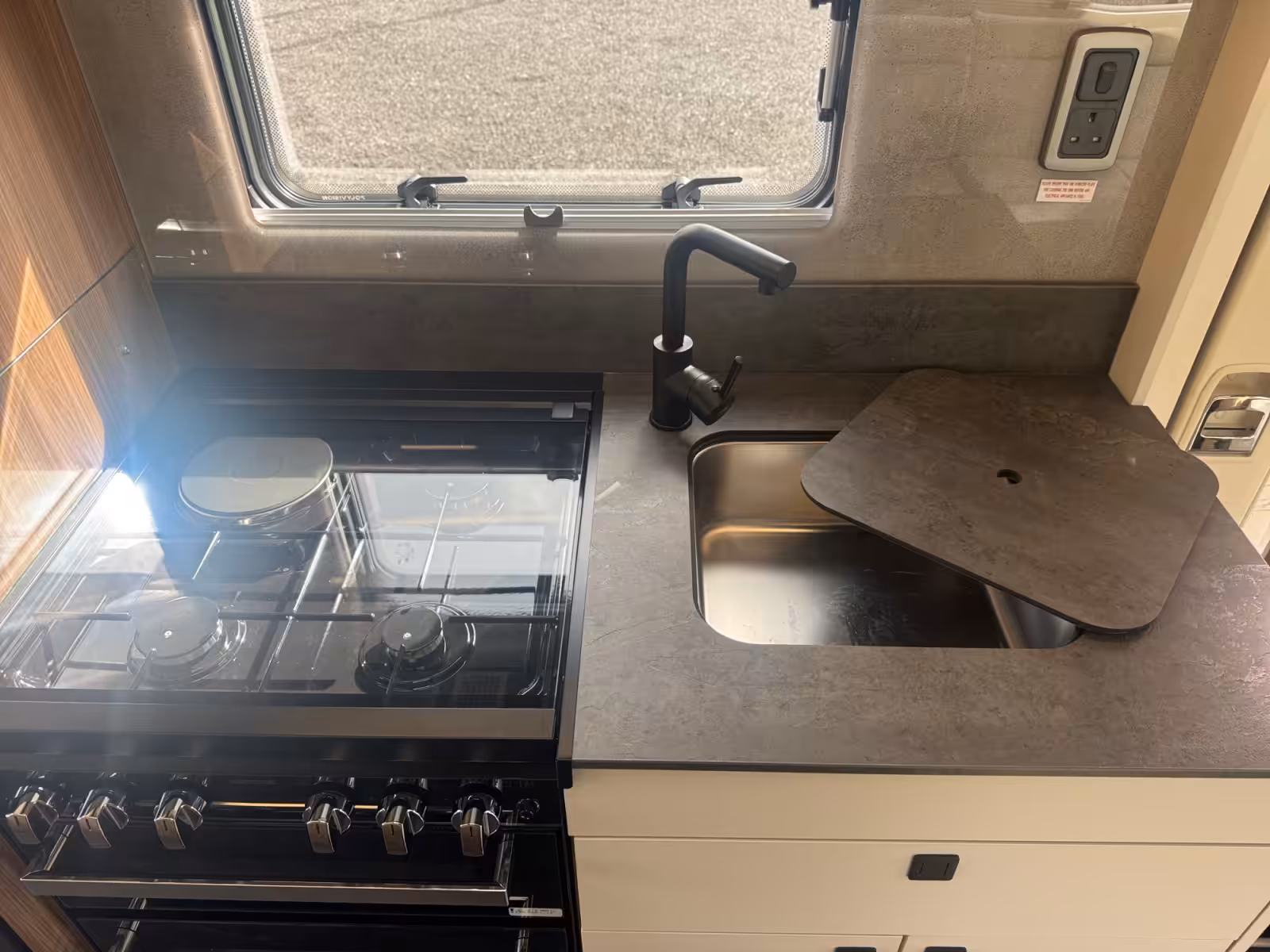 2027 Autotrail Imala 736 For Sale AT5395 36