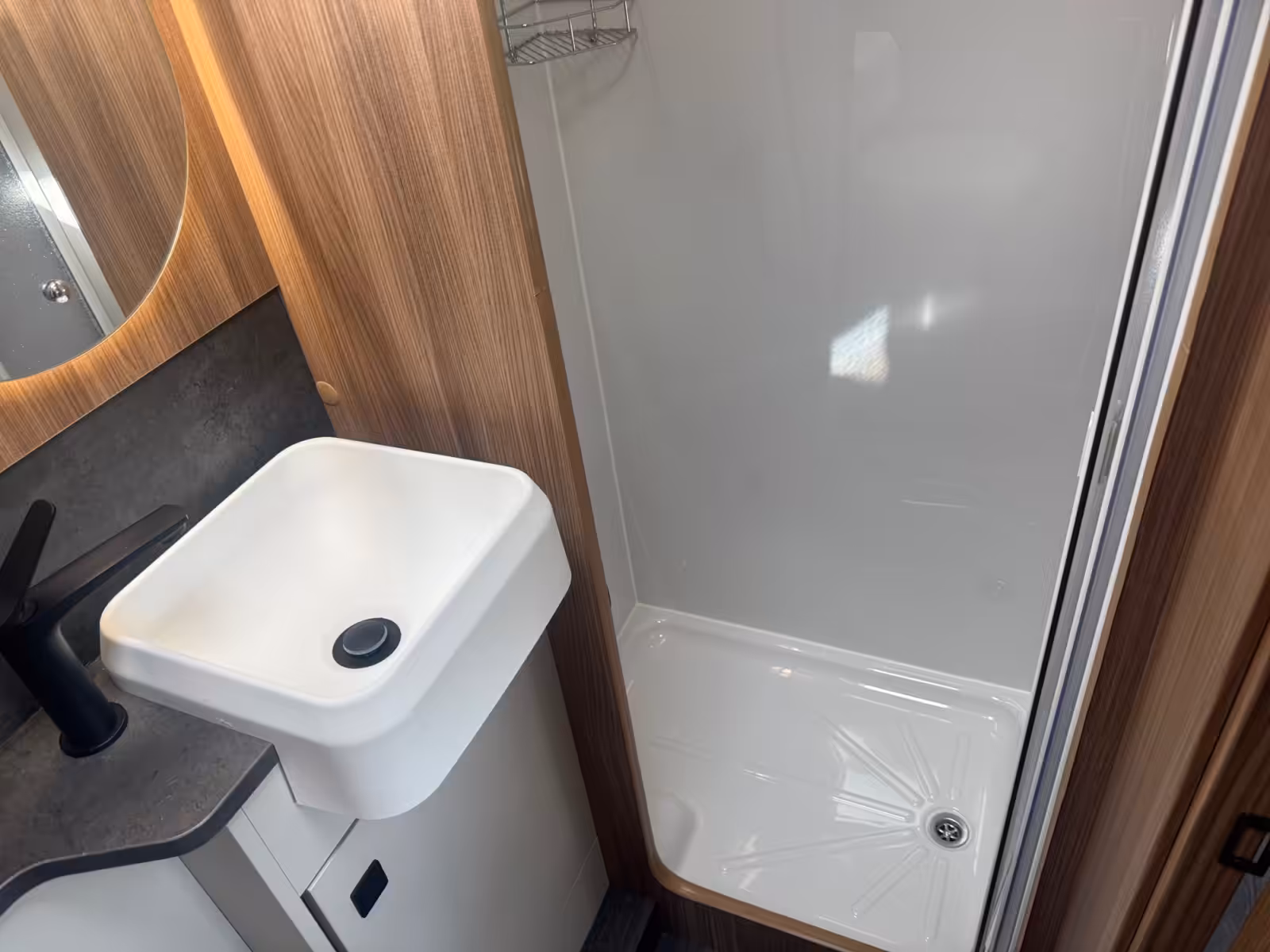 2027 Autotrail Imala 736 For Sale AT5395 47