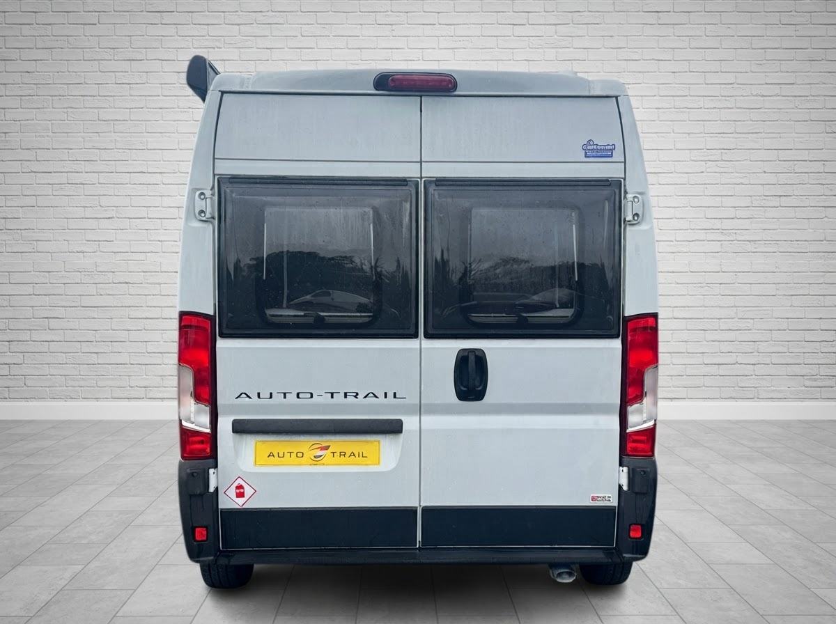 ZFA25000XTMD07631 03 Rear