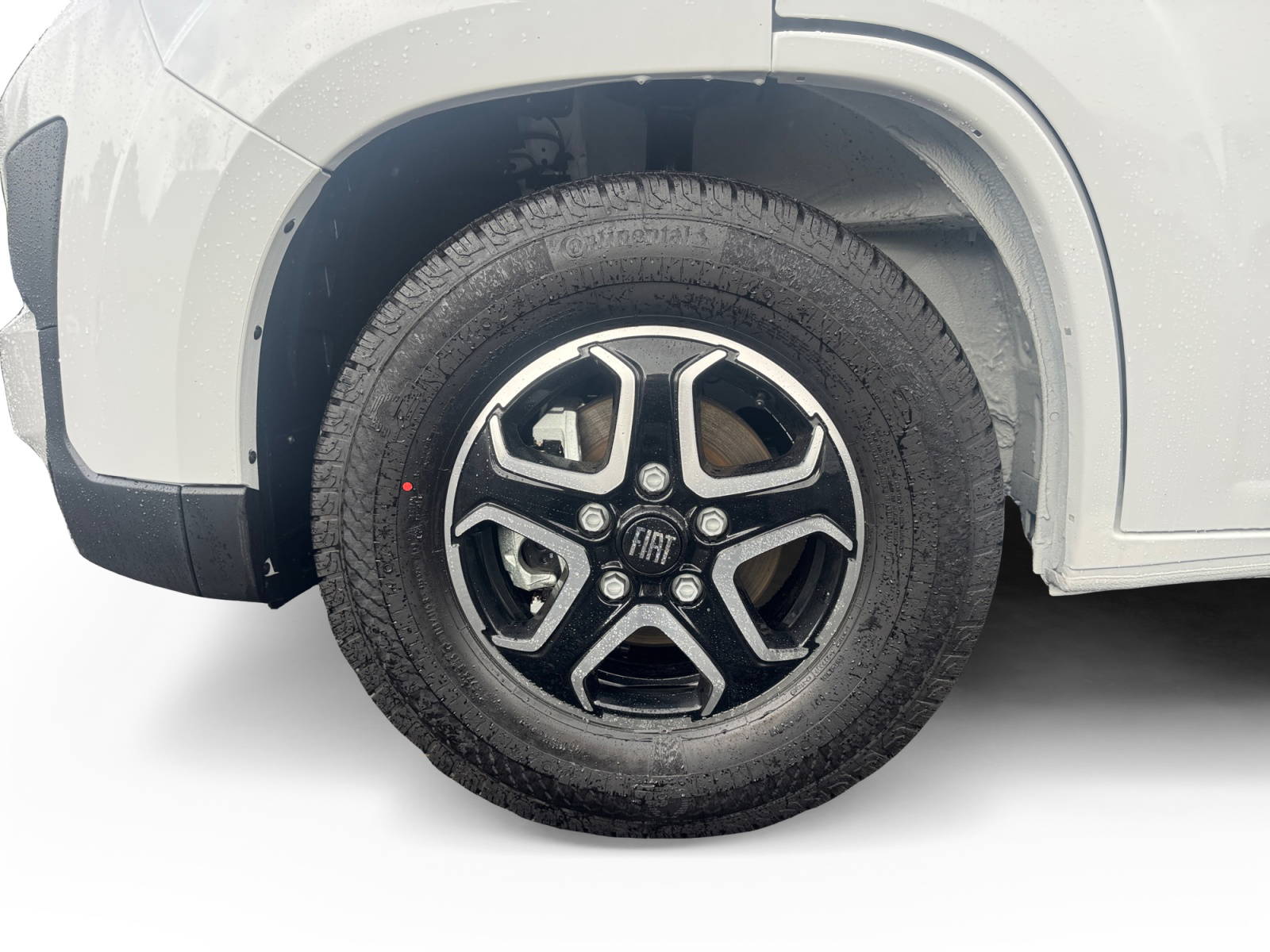 ZFA25000XTMD07631 13 Rim Front Left
