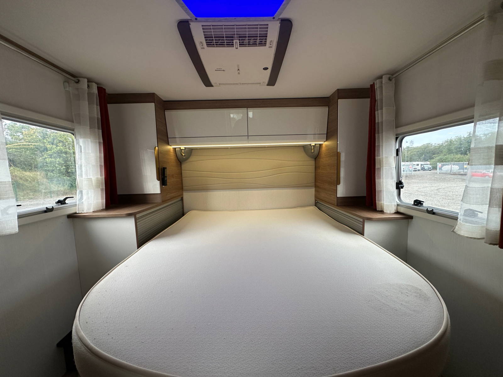 2020 Pilote P740 Essential Exclusive Edition For Sale UC6401 15