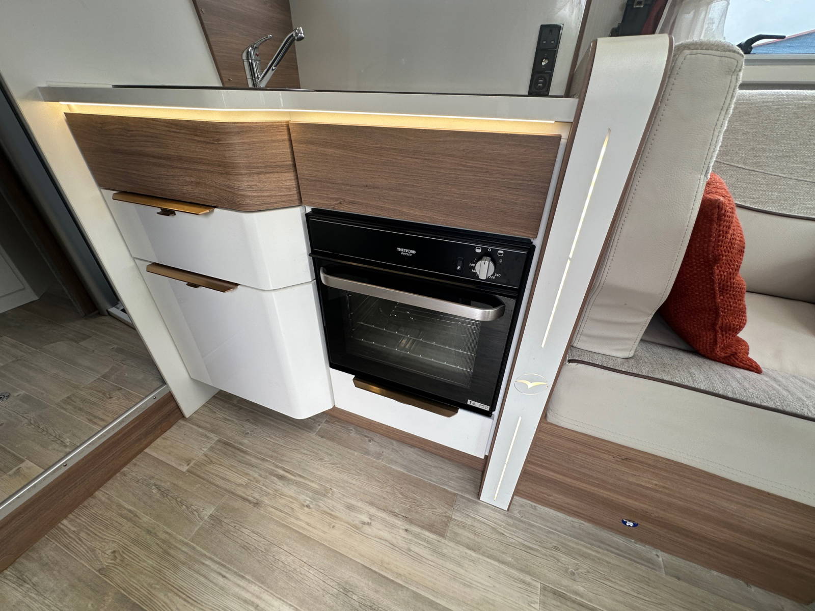 2020 Pilote P740 Essential Exclusive Edition For Sale UC6401 32