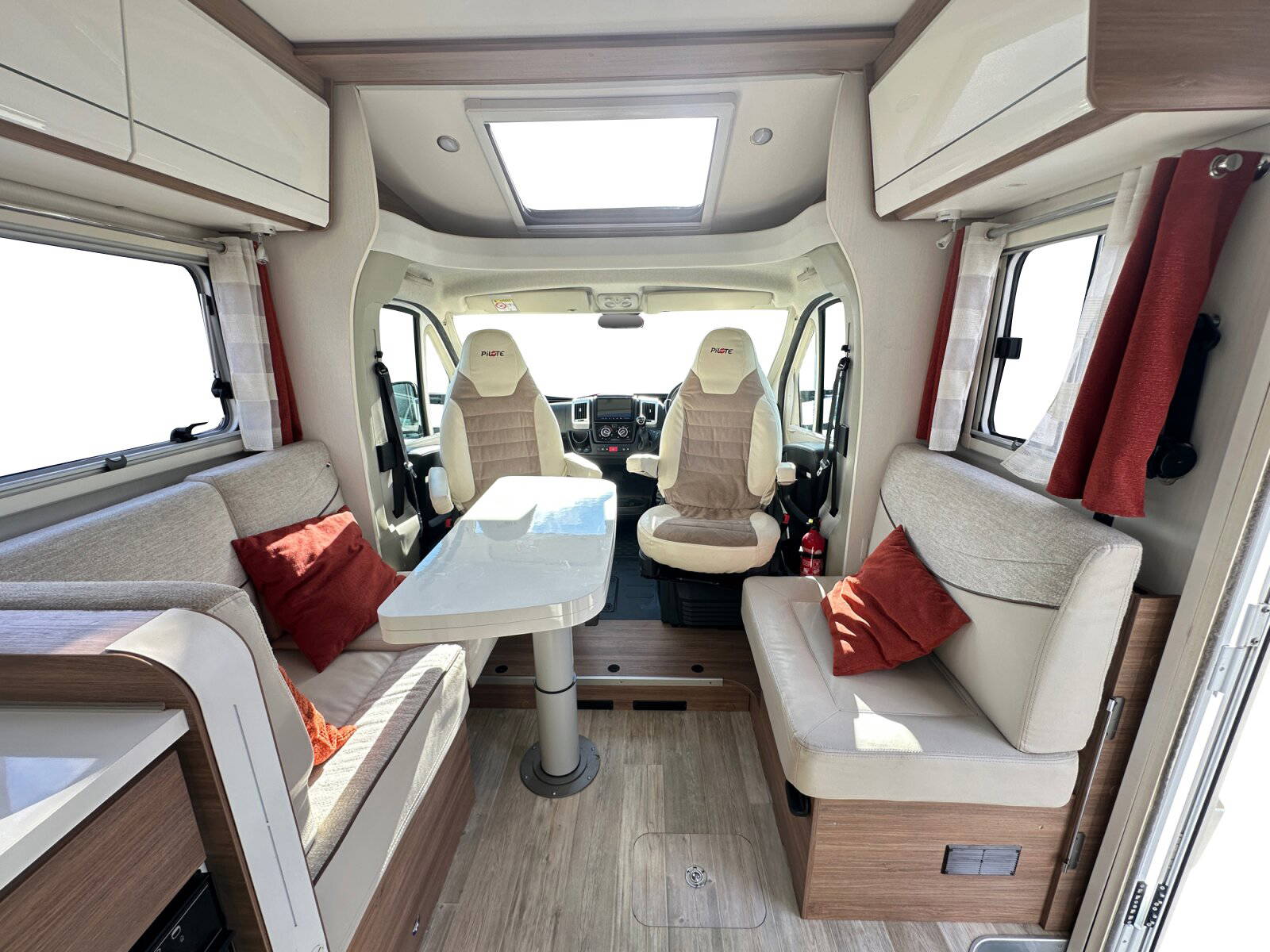 2020 Pilote P740 Essential Exclusive Edition For Sale UC6401 49