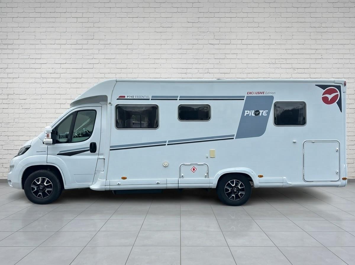 2020 Pilote P740 Essential Exclusive Edition For Sale UC6401 61