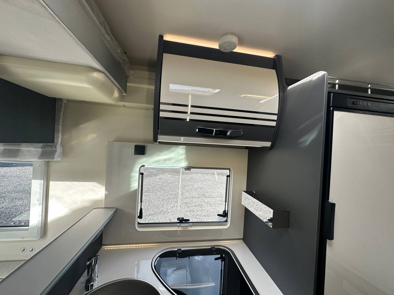 2024 Roller Team Zefiro 665 Automatic Motorhome For Sale UC6403 27