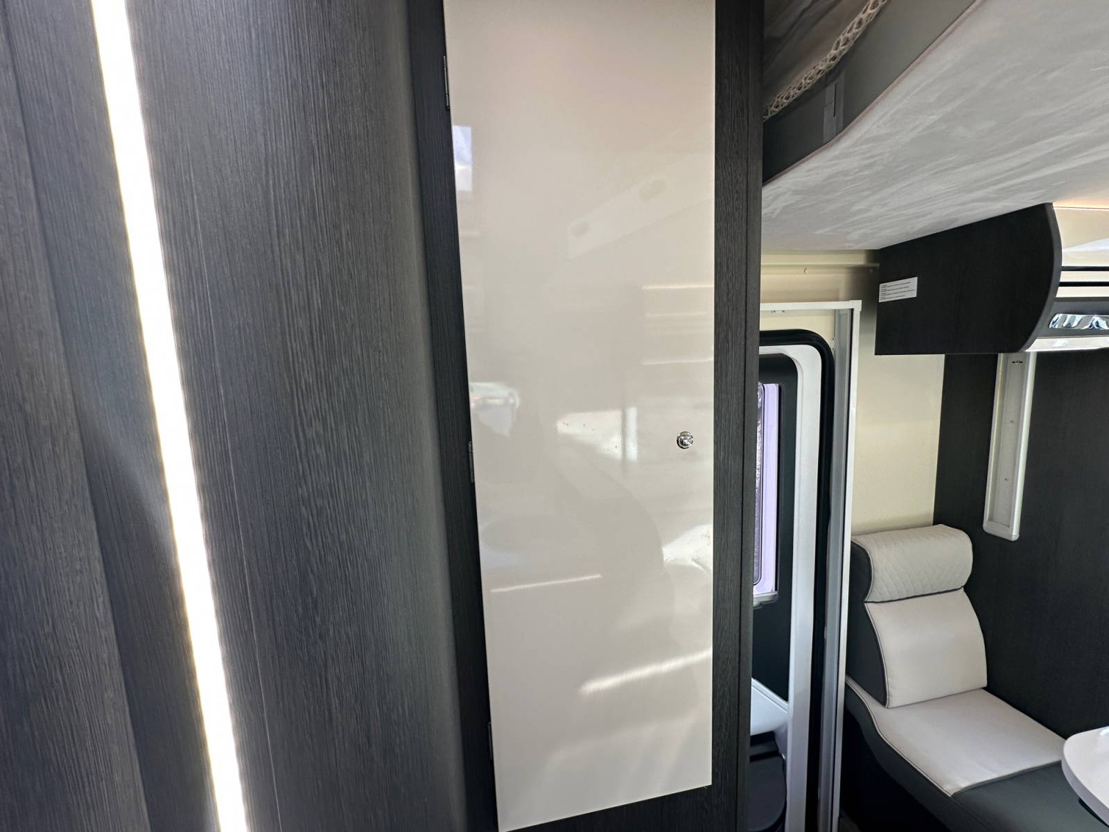 2024 Roller Team Zefiro 665 Automatic Motorhome For Sale UC6403 35