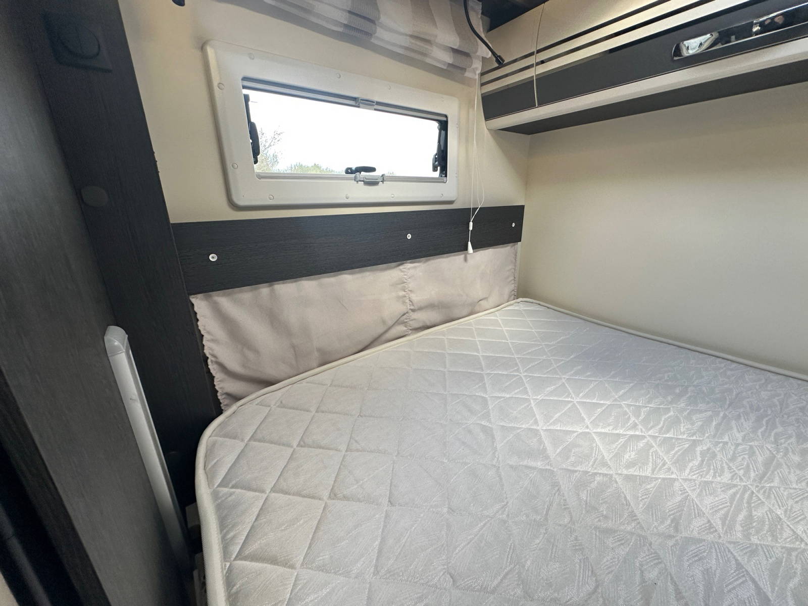 2024 Roller Team Zefiro 665 Automatic Motorhome For Sale UC6403 45