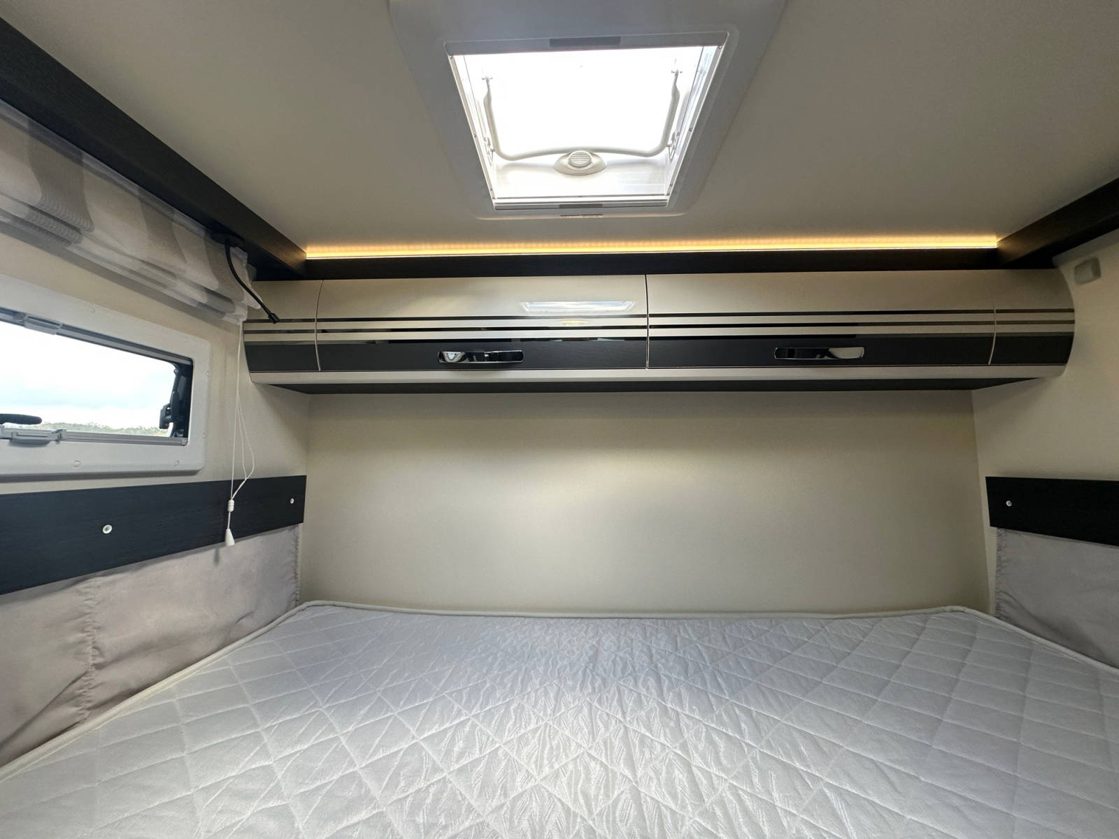 2024 Roller Team Zefiro 665 Automatic Motorhome For Sale UC6403 48