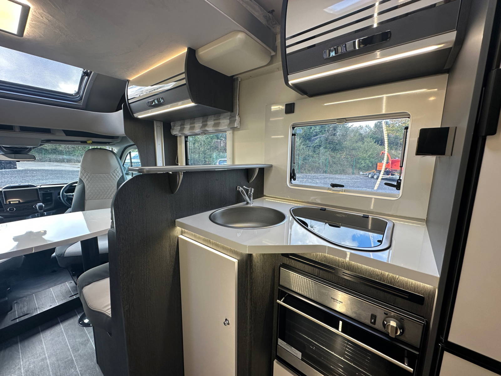 2024 Roller Team Zefiro 665 Automatic Motorhome For Sale UC6403 54
