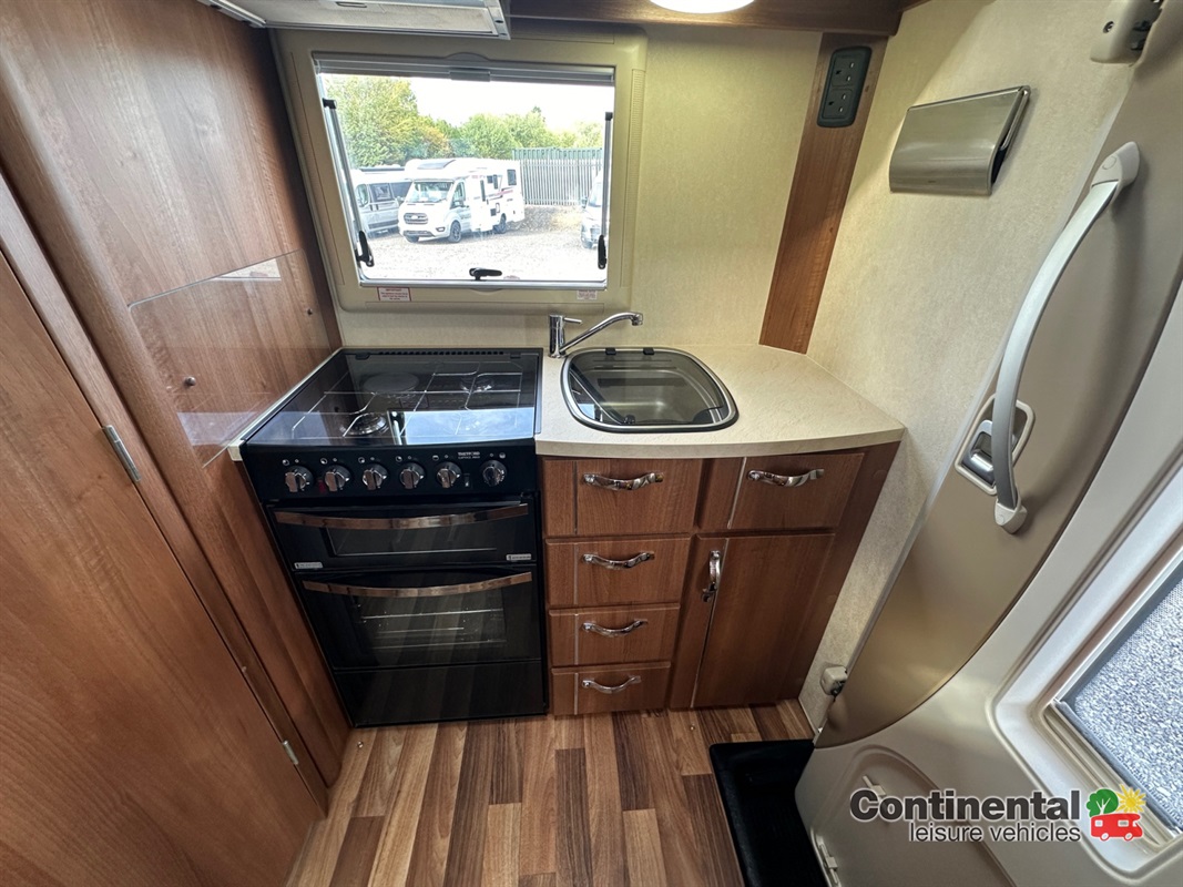 2015 Autosleeper Nuevo For Sale Ros341 28