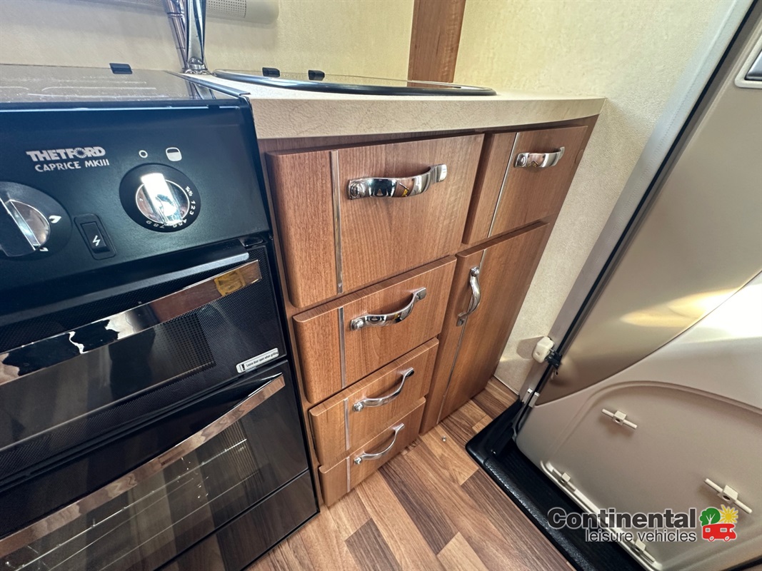 2015 Autosleeper Nuevo For Sale Ros341 36