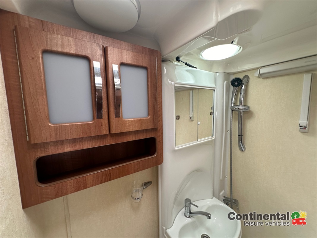 2015 Autosleeper Nuevo For Sale Ros341 58