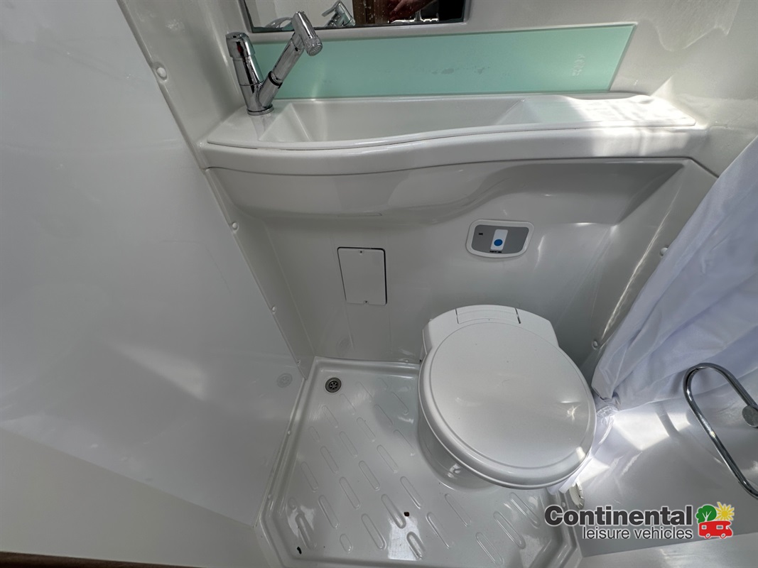 2018 Swift Rio 320 For Sale Uc6245 41