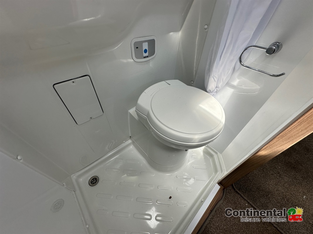 2018 Swift Rio 320 For Sale Uc6245 43