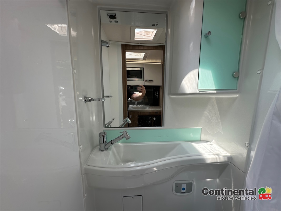 2018 Swift Rio 320 For Sale Uc6245 44