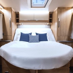 Imala Bed Square