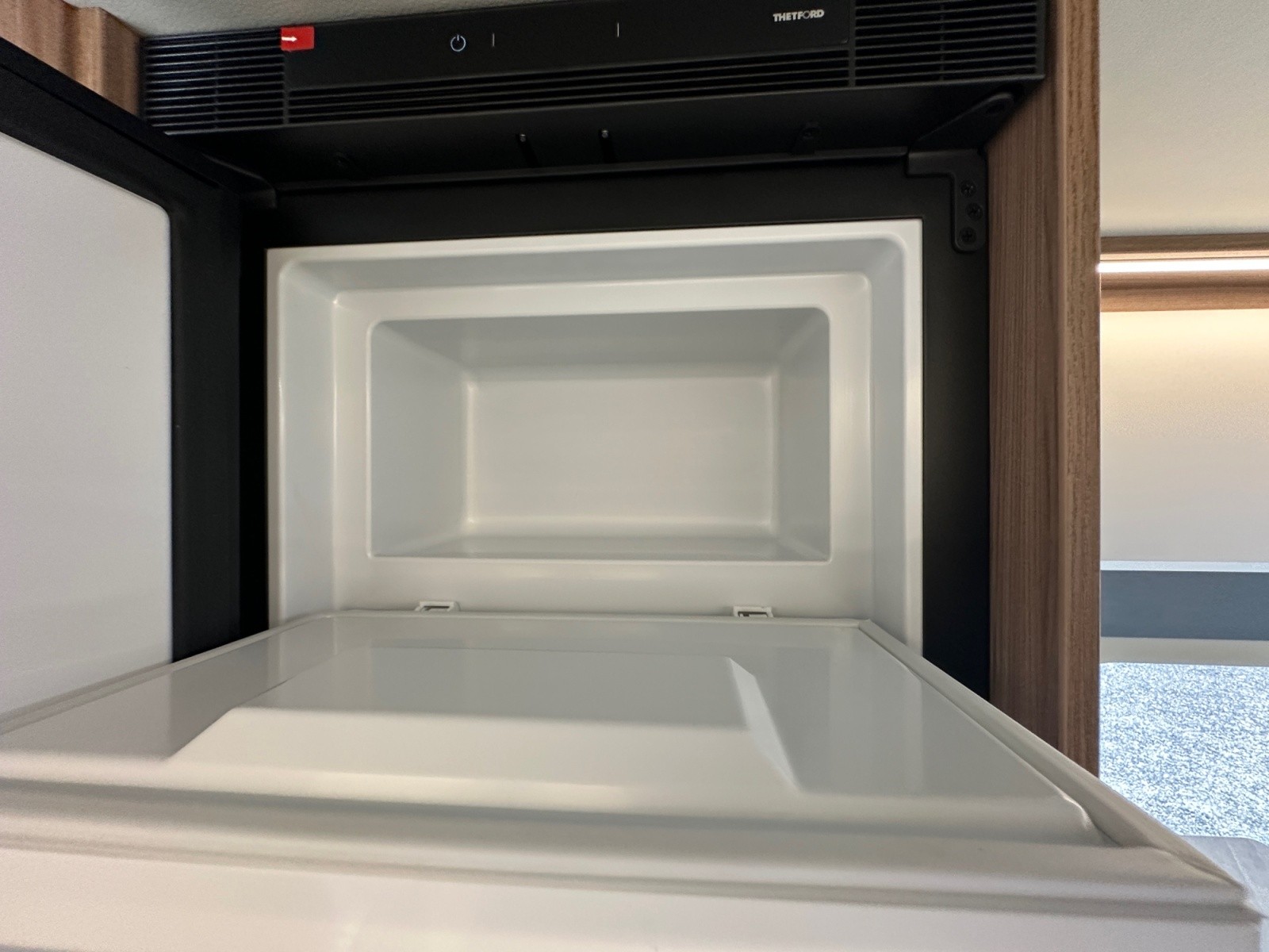 2026 Auto Trail V Line 635 SE Lanzarote Grey For Sale AT5275 30