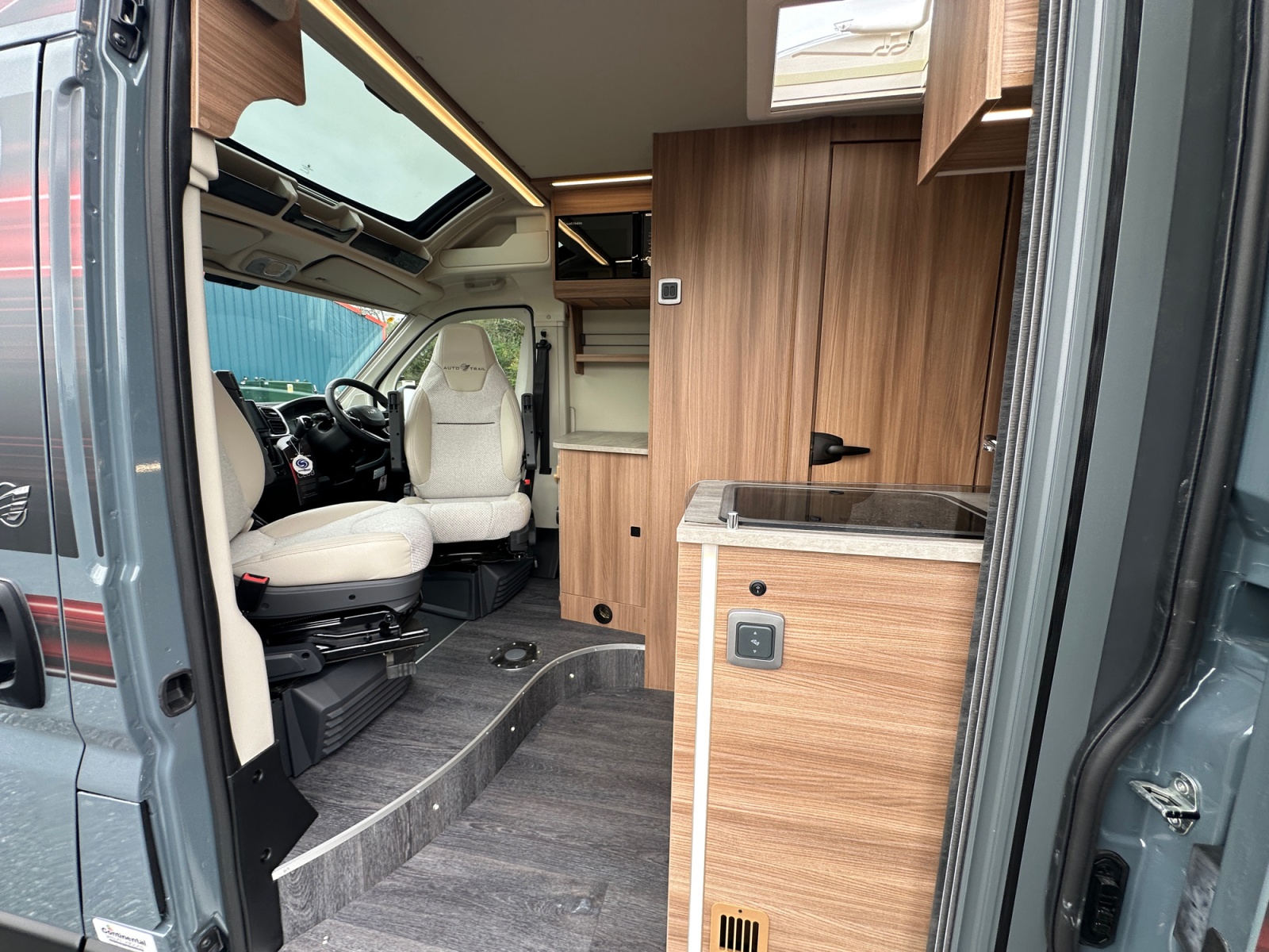 2026 Auto Trail V Line 635 SE Lanzarote Grey For Sale AT5275 40