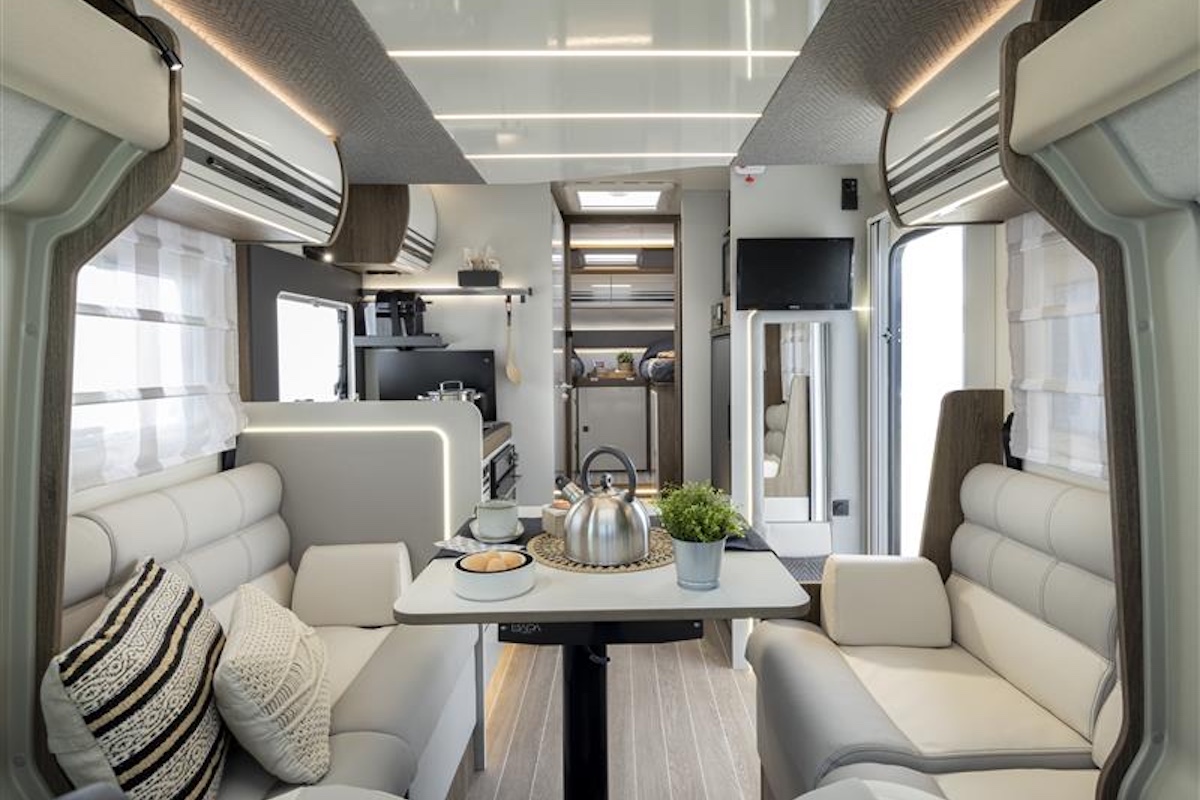 T Line Interior Continental V1