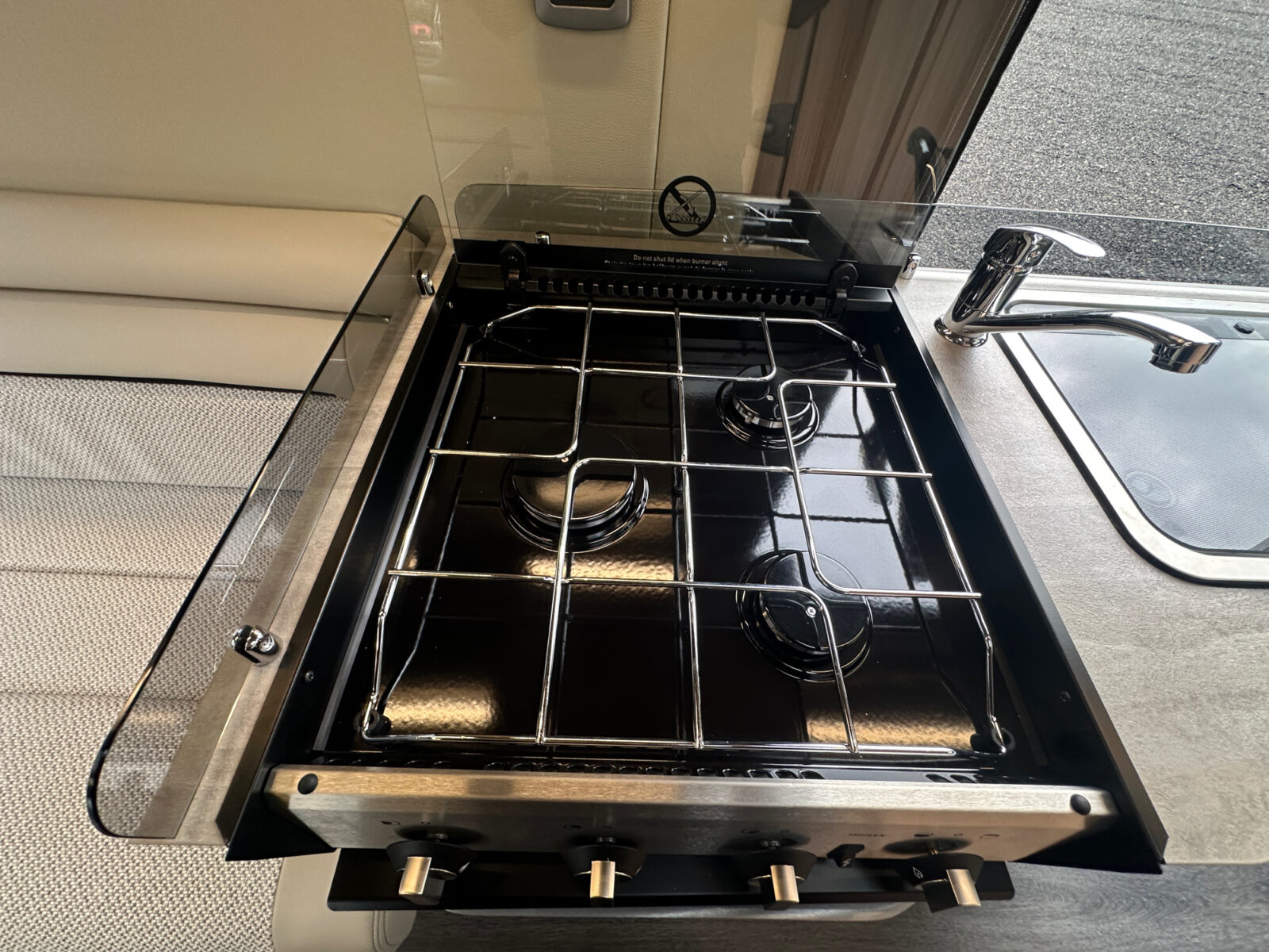 2026 Autotrail V Line 610 SE In Artense Grey For Sale AT5284 28