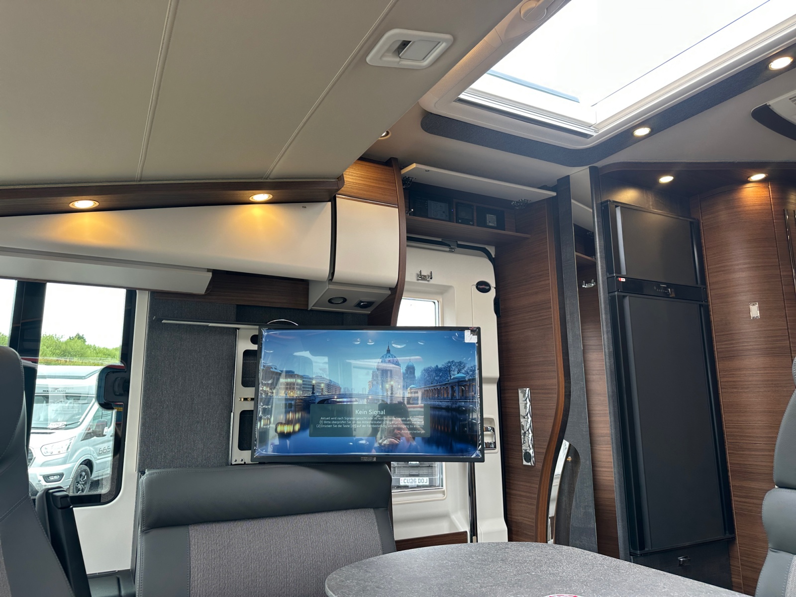 2026 Carthago C Line 5.0 QB L Motorhome For Sale CA5375 19