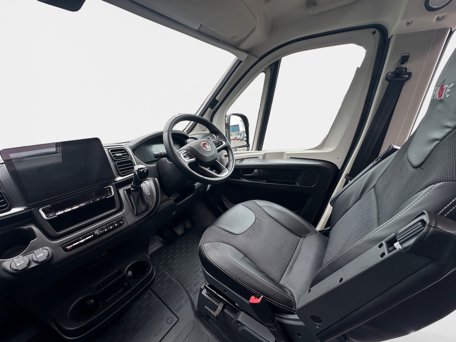 2023 Pilote Evidence V633M For Sale ROS362 14