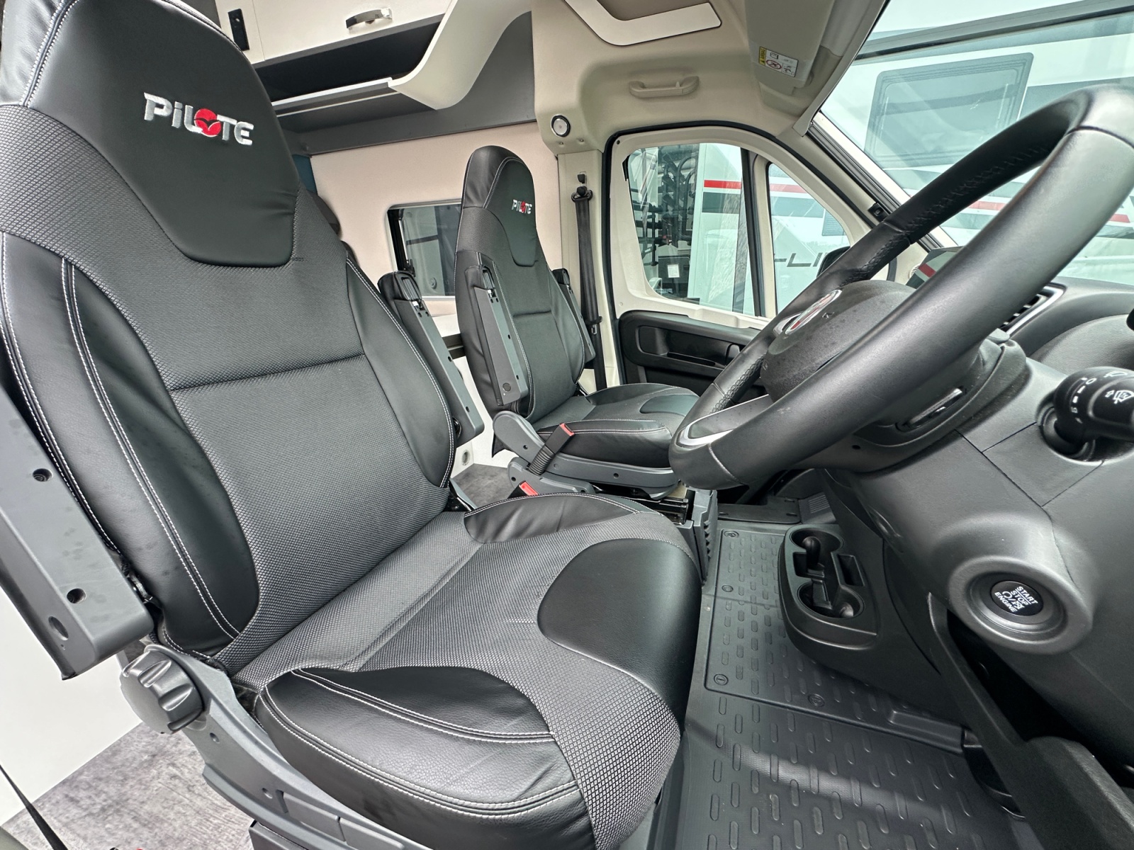 2023 Pilote Evidence V633M For Sale ROS362 15