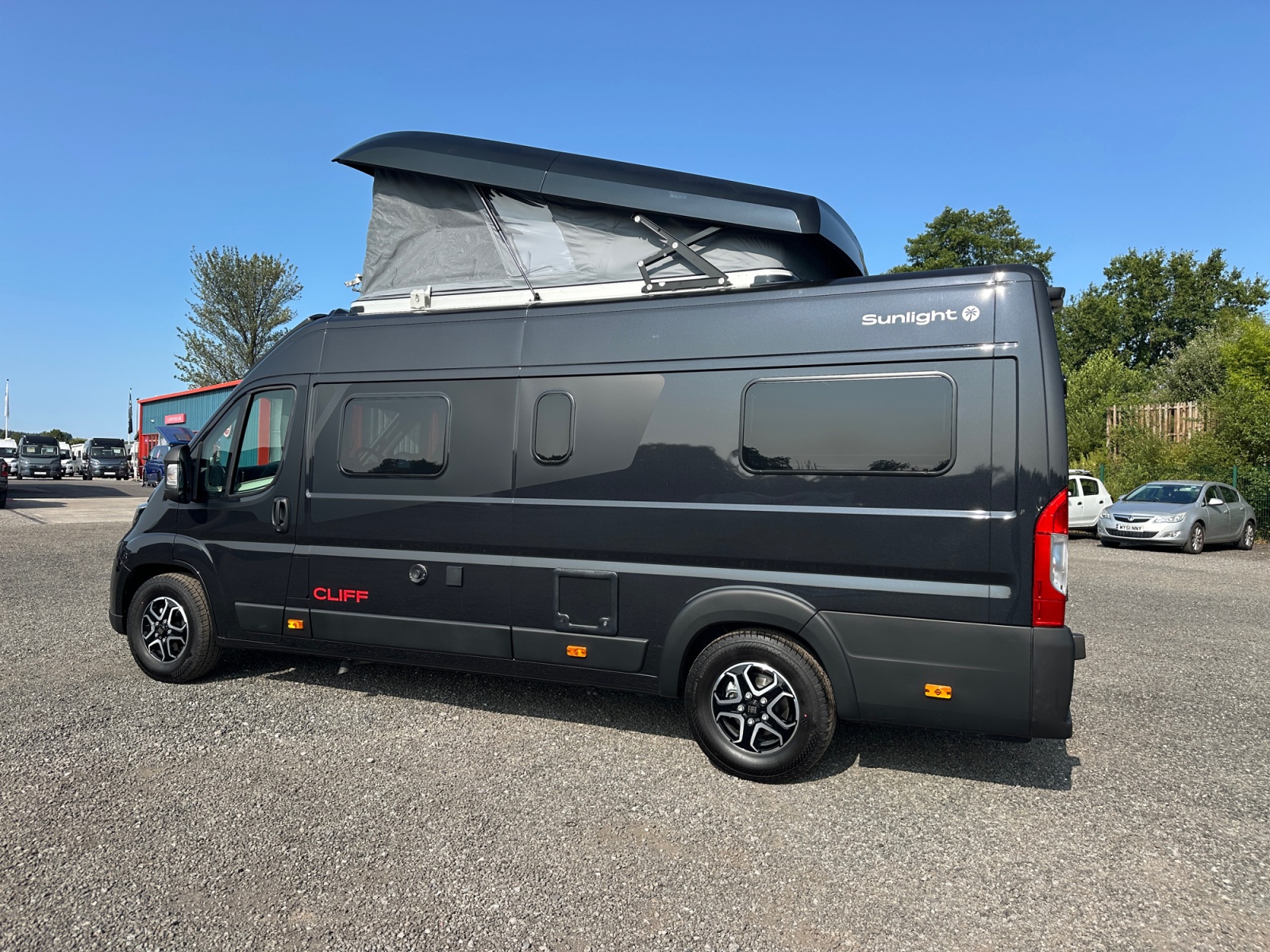 2026 Sunlight Cliff 640X RT For Sale SU5363 17
