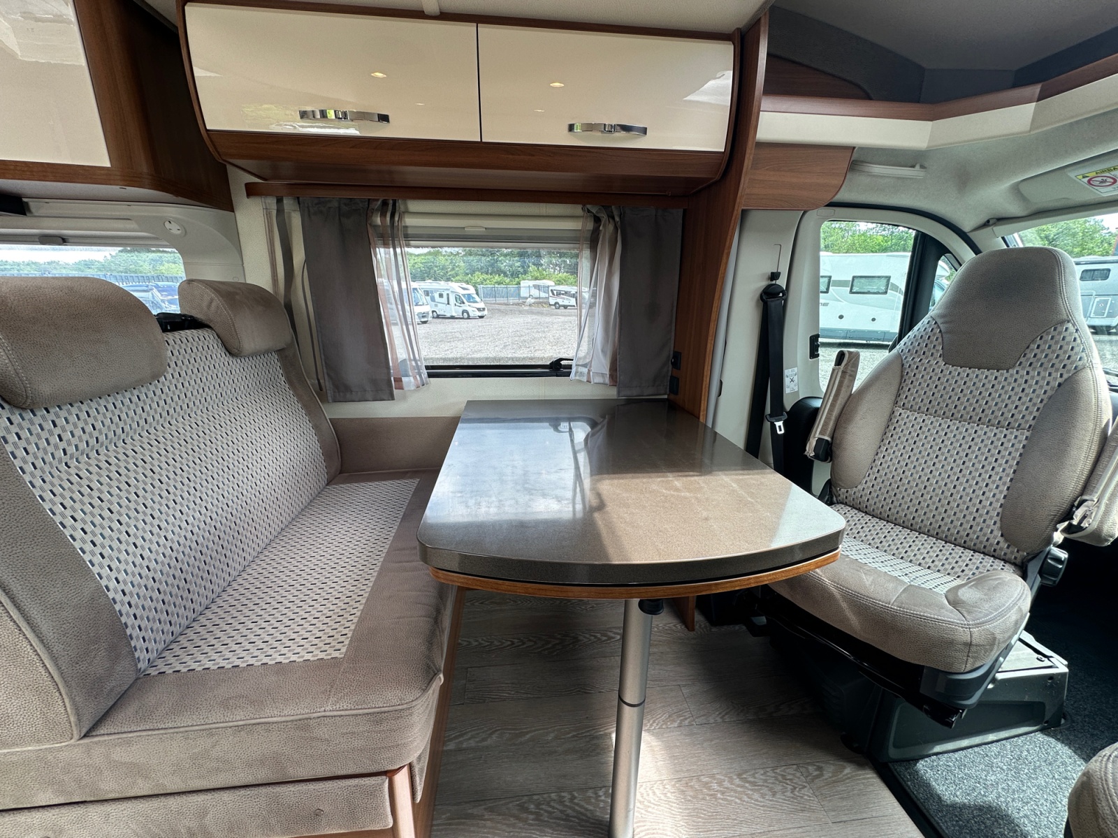 2017 Hobby Optima Deluxe T65 HFL For Sale UC6359 19