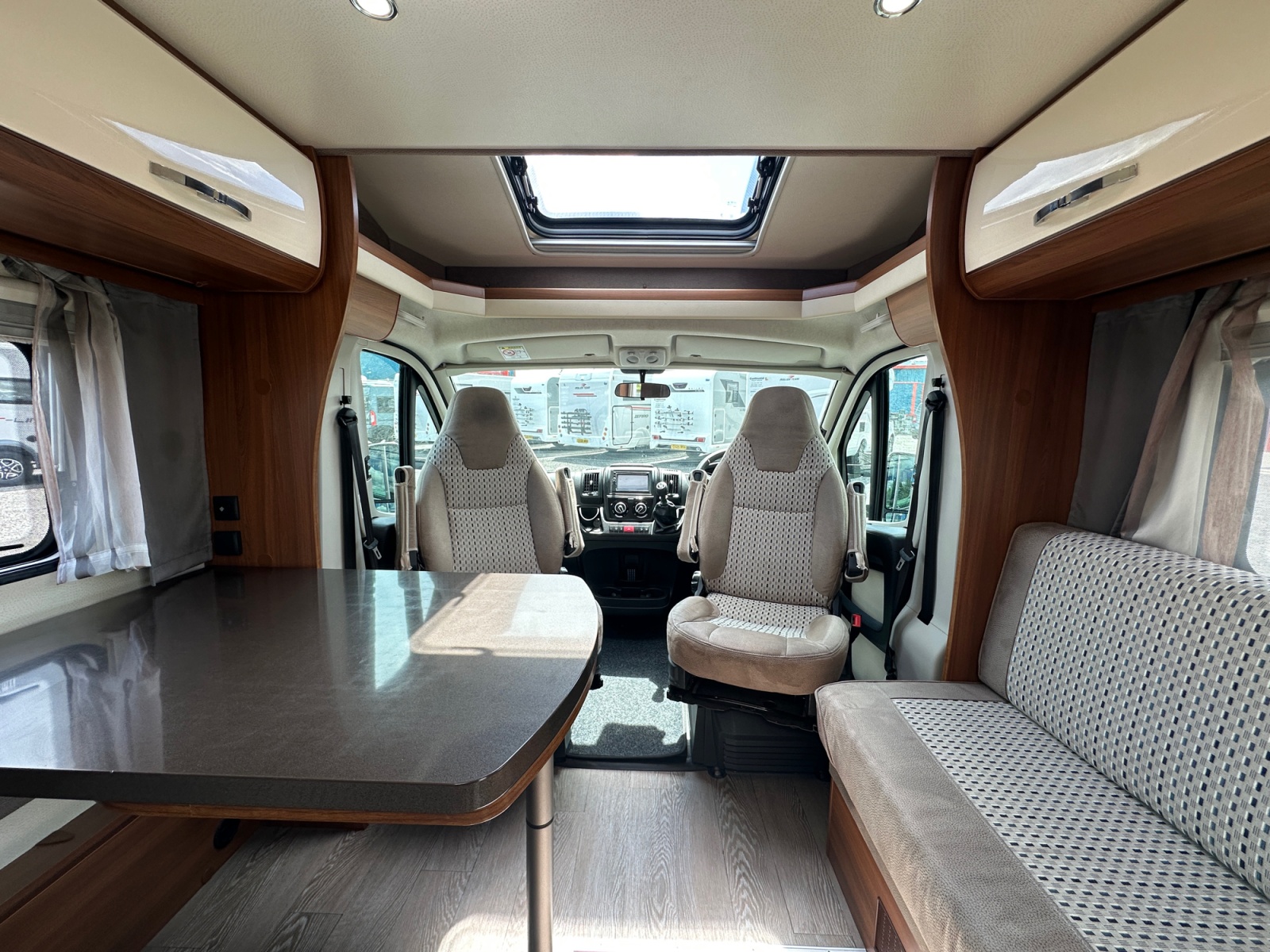 2017 Hobby Optima Deluxe T65 HFL For Sale UC6359 20