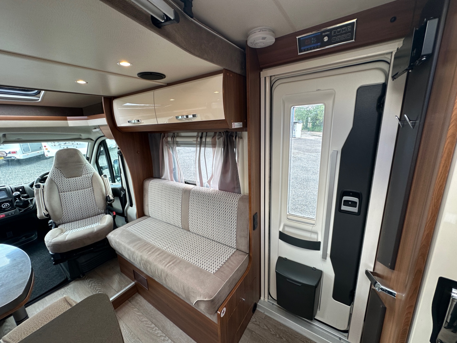 2017 Hobby Optima Deluxe T65 HFL For Sale UC6359 45