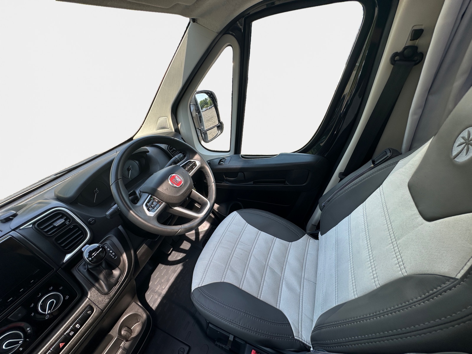 2024 Sunlight T68 Adventure For Sale UC6366 10
