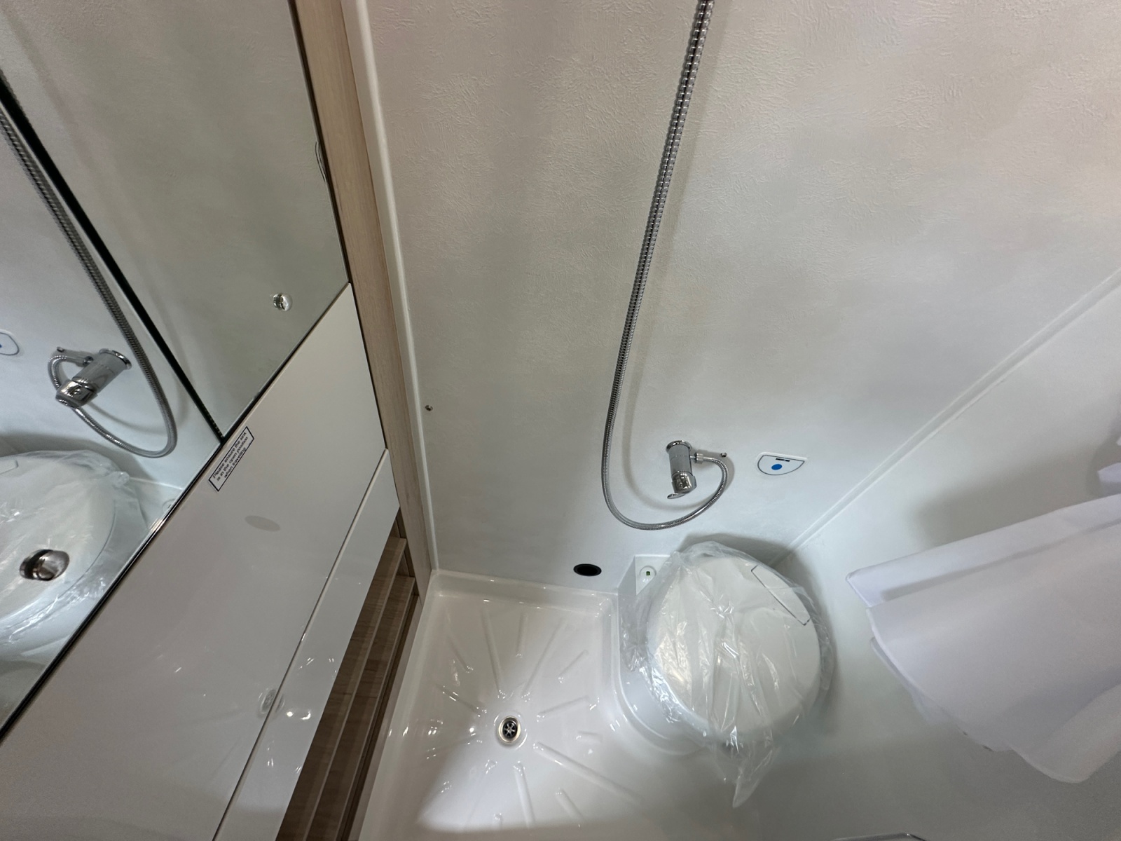 2026 Autotrail Expedition 67 For Sale AT5362 39