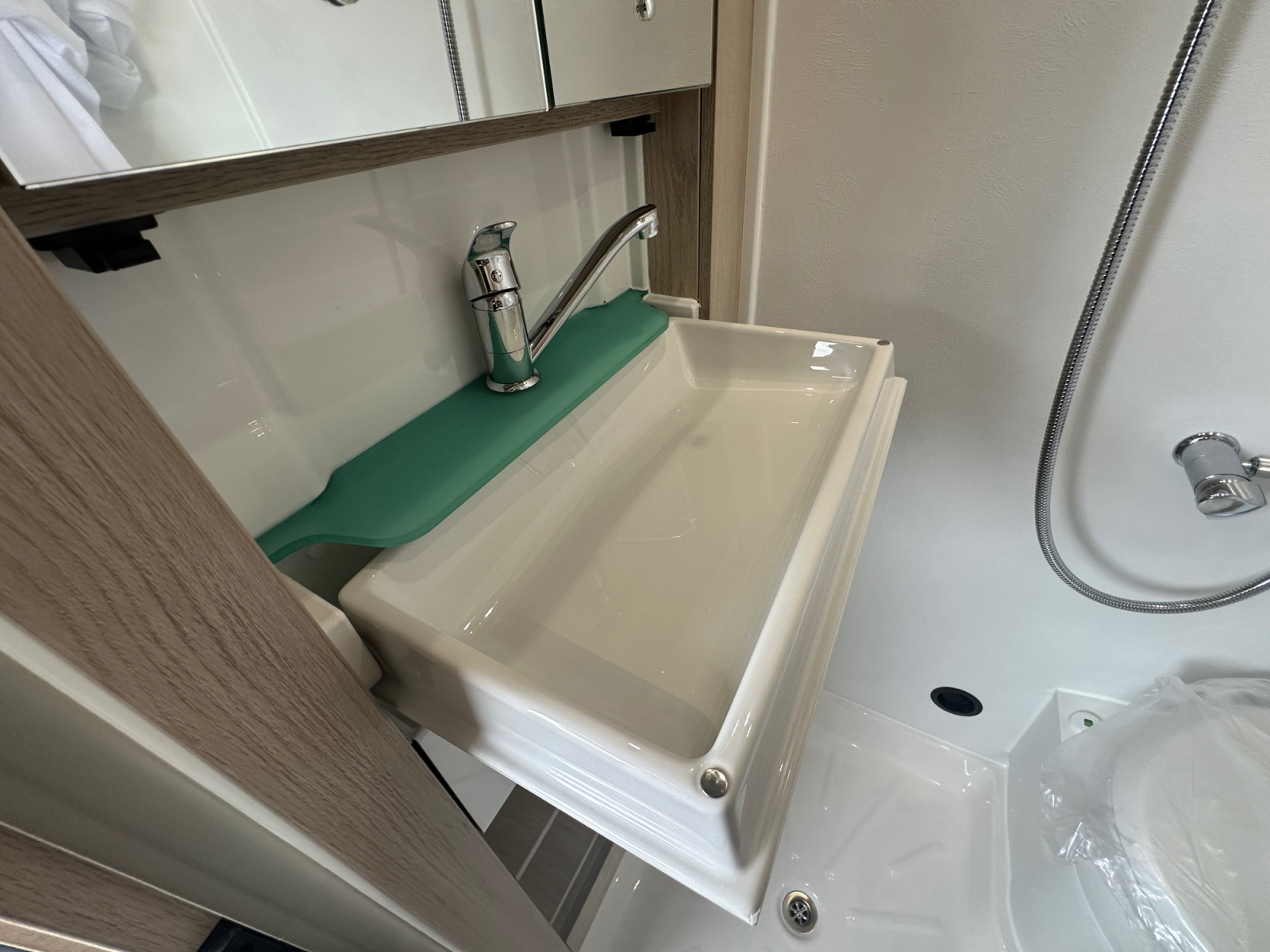 2026 Autotrail Expedition 67 For Sale AT5362 41