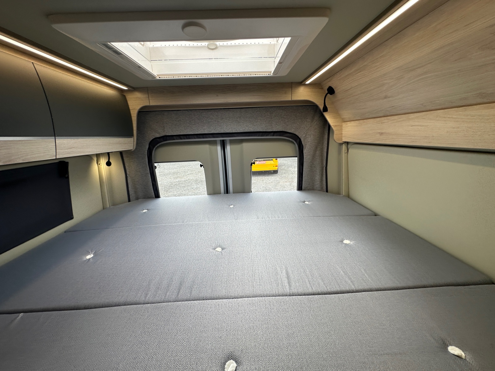 2026 Autotrail Expedition 68 For Sale AT5372 35