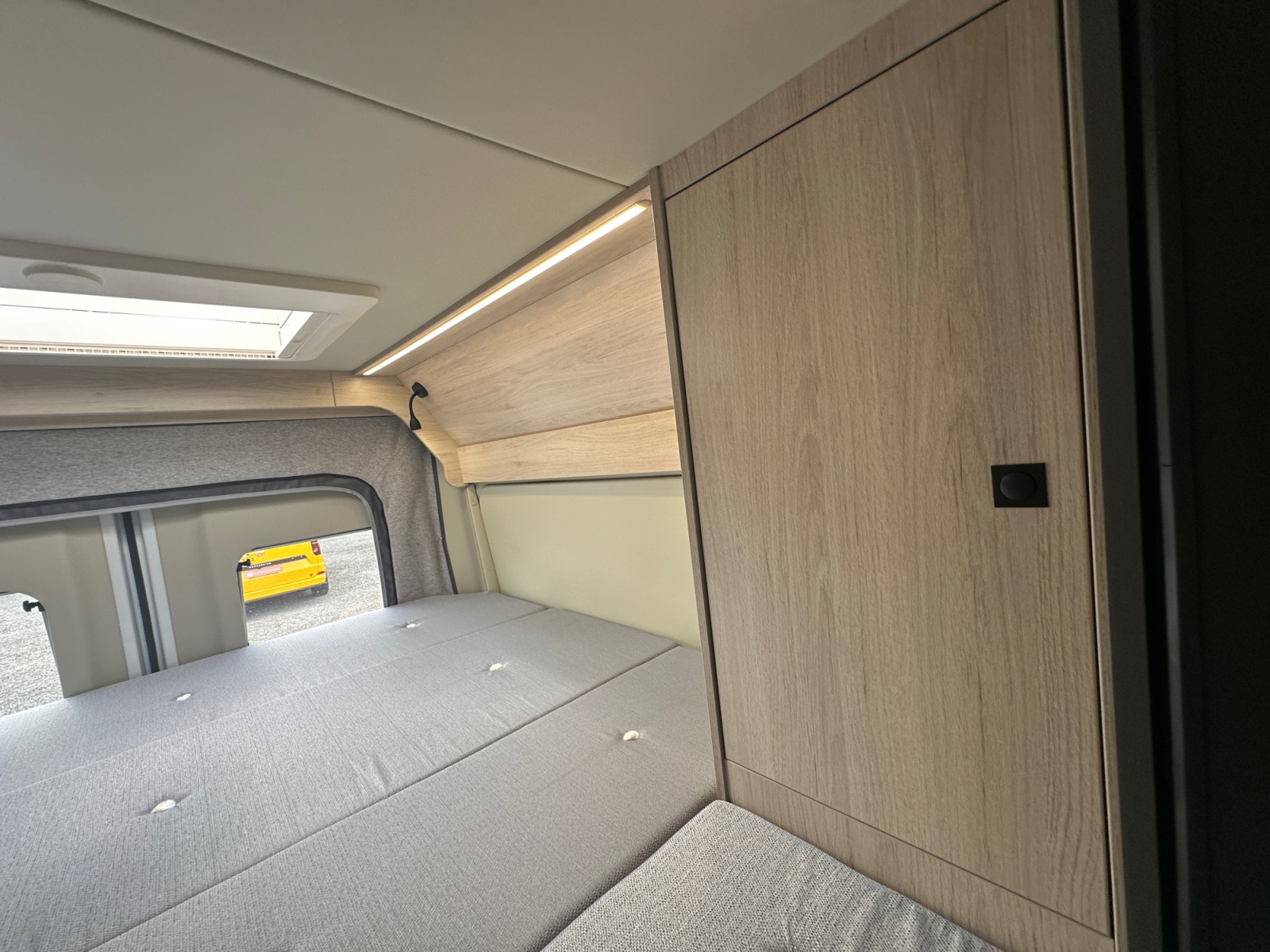 2026 Autotrail Expedition 68 For Sale AT5372 37