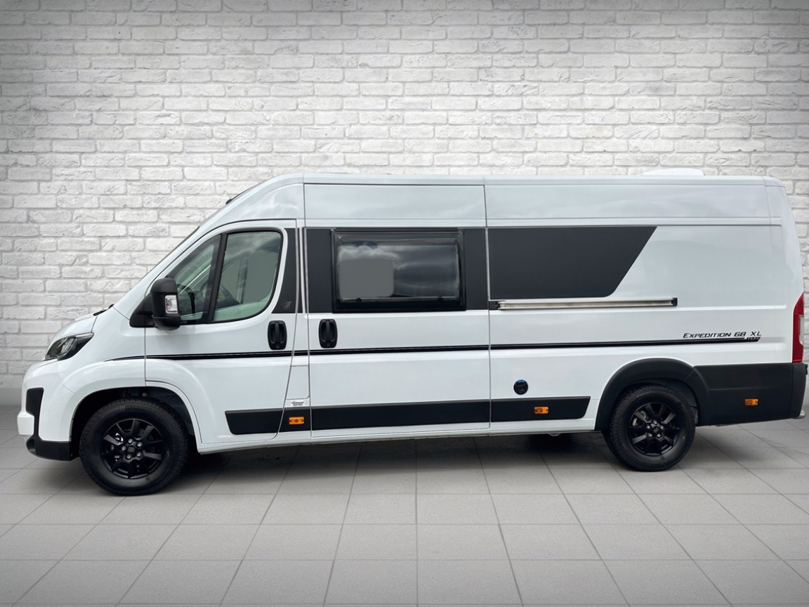 2026 Autotrail Expedition 68XL Flex For Sale AT5373 2